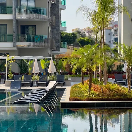 Qoople Excellence B55 Designer Duplex By The Sea * אלאניה