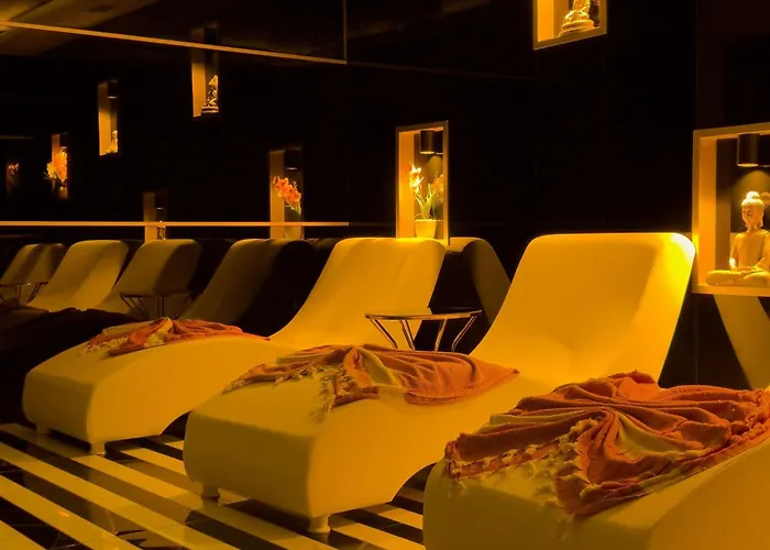 Qoople Excellence B55 Designer Duplex By The Sea *